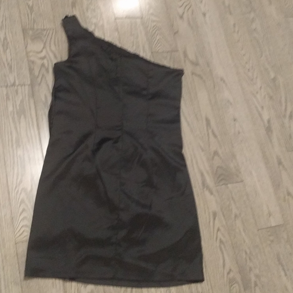 Beautiful black dress🌸🍀🍀🌸 - Picture 5 of 14